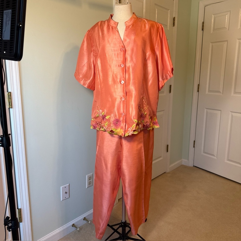 Mlle Gabrielle Size 24W Coral Satin Two-Piece Set with Floral Embroidery - Picture 2 of 9